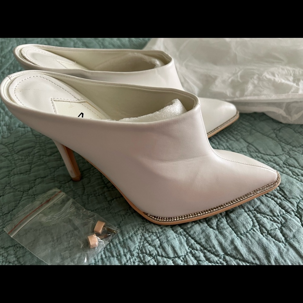 ⚡️Mackin J Rhinestone Mule - Picture 4 of 10